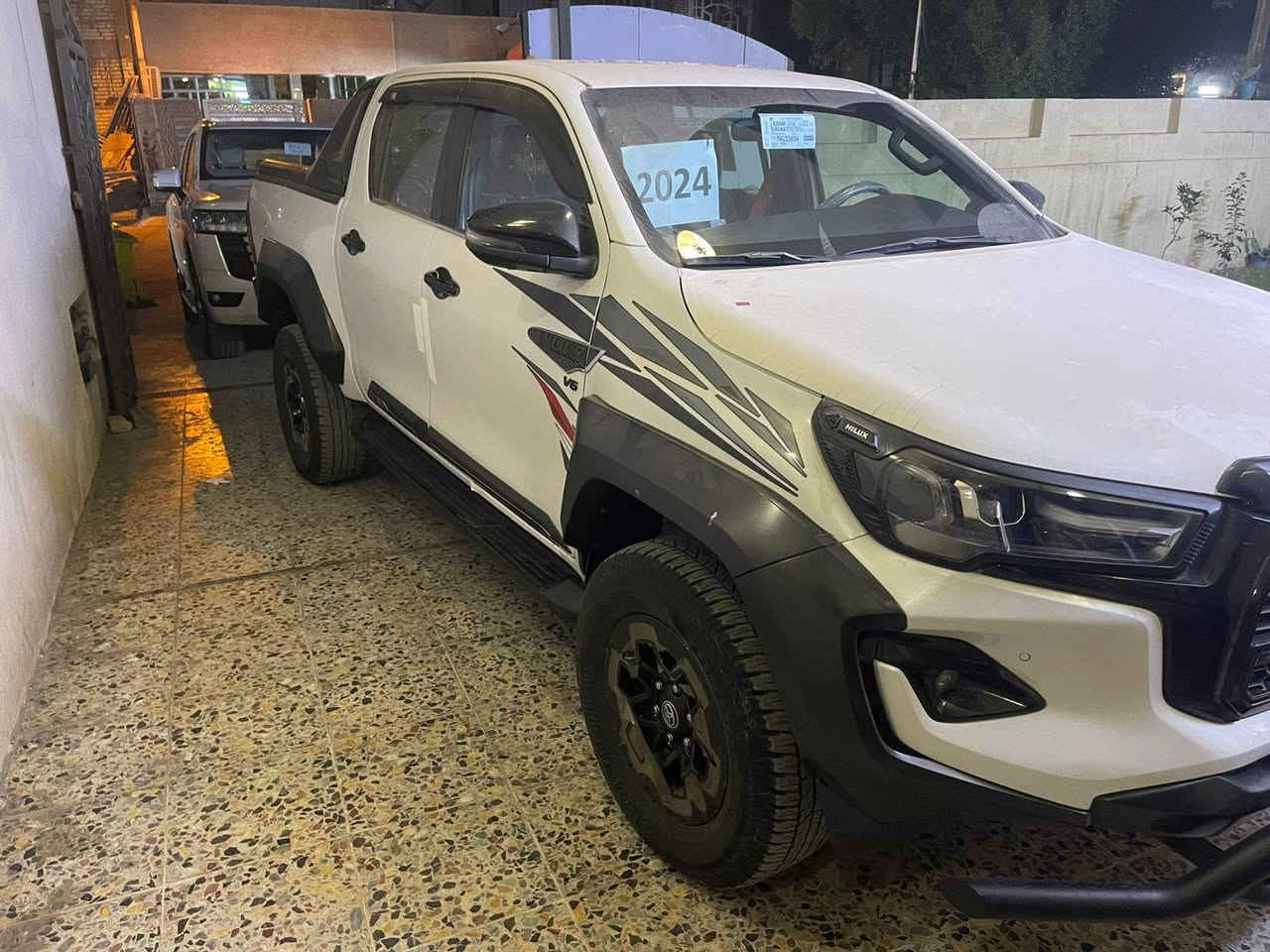 يا الله بكم جيار 2024 كفاله عامه من الصبغ  السعر 300،،78
بيها قطع بارد فول مواصفات بأسمي شرط التحويل 
سيد نهرو دبل سنتر لوك 
تحكم ستيرن 
تحديد مسار 
كامرات 360
تبريد قطعتين 
بصمتين 
ماشية 34 كيلو فقط بيع 
كفاله كير ومكينة
رقمها بغداد  
عنوان بغداد بلديات ***********
