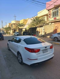 للبيع كيا اوبتيما 2015 محرك 2400 تخم تاير تبريد حداديه جيده سياره بيها...