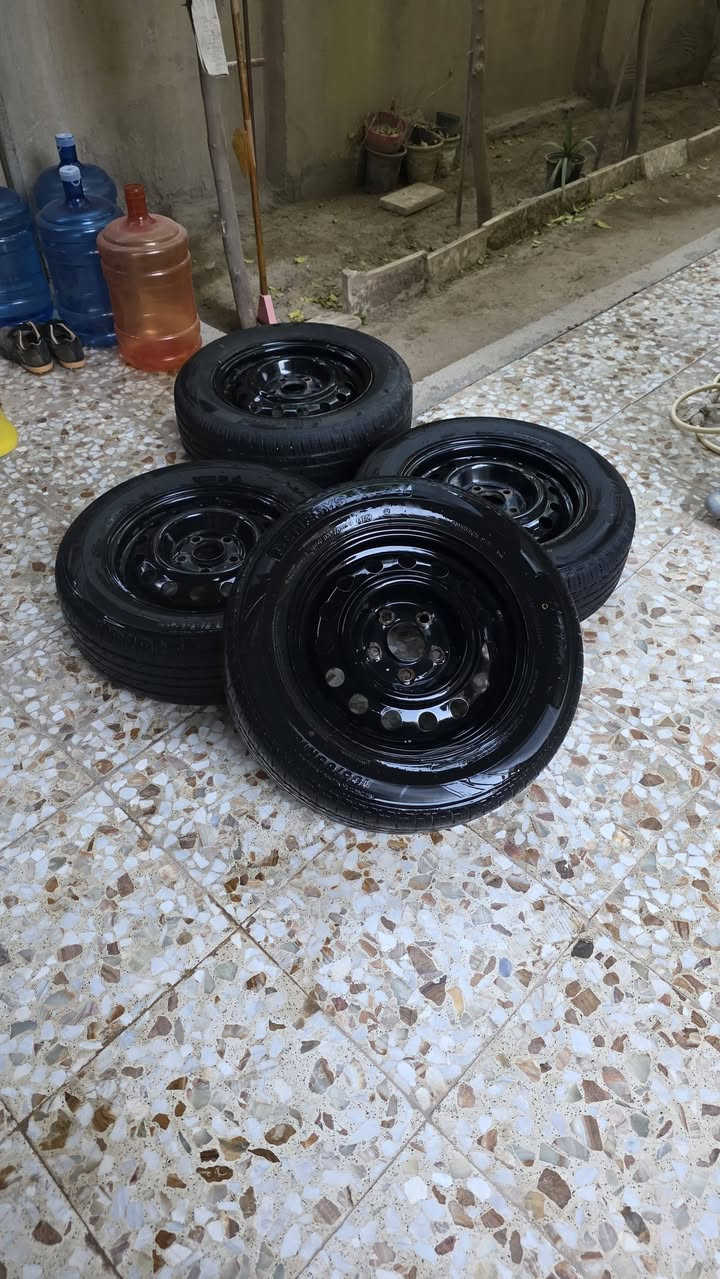 سلام عليكم عندي تخم كامل. ويل +تايرات نوع هلا إصدار 2025
الي يحتاجهن يخابرني وبرسم الخدمه مكاني بابل
***********
