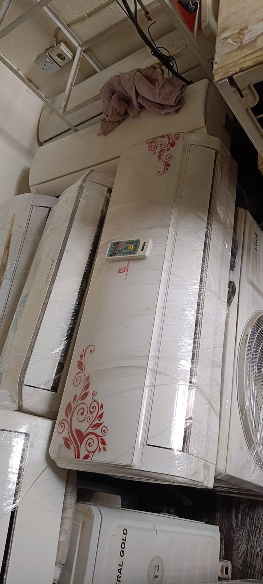 للبيع سبالت شغالات مع شد وضمان داخل كركوك
ويرهم مراوس ويا العاطل 
للاستفسار الاتصال والواتساب ع الأرقام 
*********** وتساب
*********** وتساب
