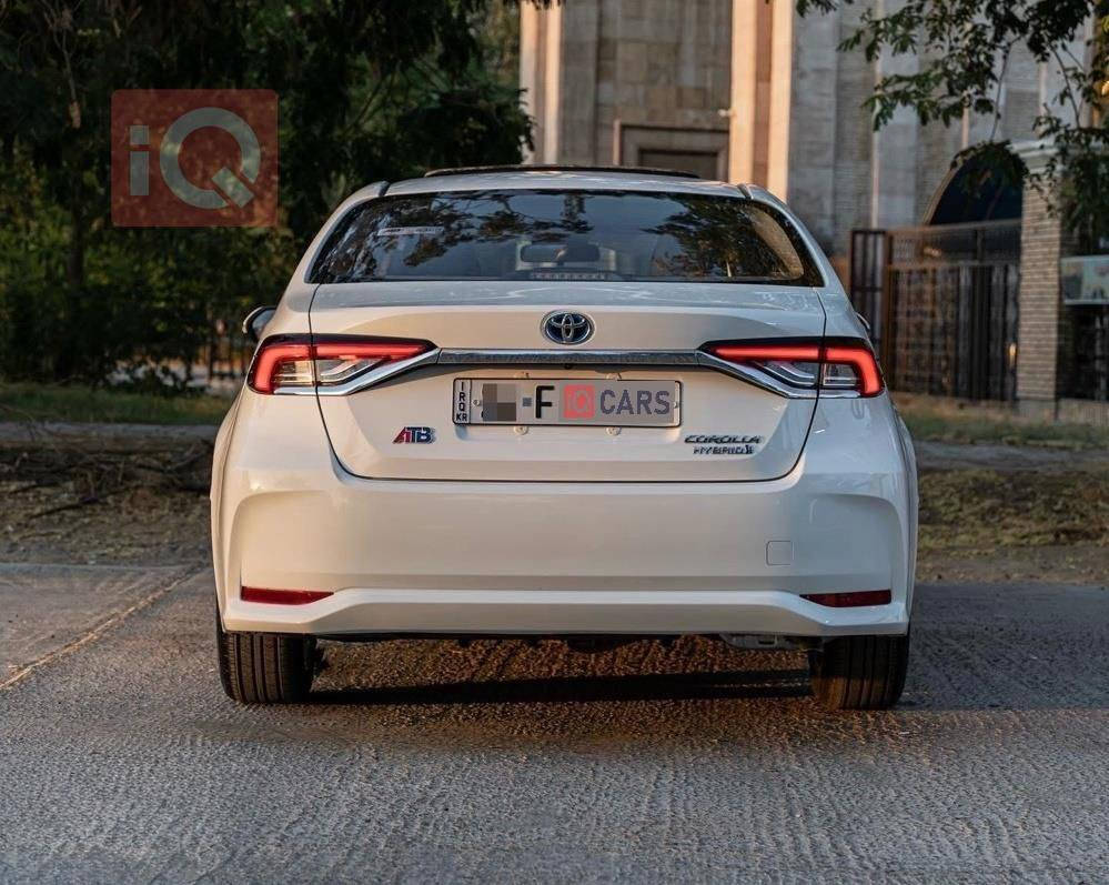 تويوتا كورولا 2025 هايبرد | (خليجي)
• الموديل: 2025

السعر: 30,500,000 د.ع 
مقدمة مليونين دينار عراقي  
و تتقسط شهرياً بـ 287,500 د.ع
القسط يستمر مدة 8 سنوات

*   المحرك: 1.8 هايبرد
*   الصناعة: ياباني - تجميع صيني
*   العداد: زيرو (صفر كيلومتر)
أهم المواصفات:
*   تشغيل وإغلاق ببصمة (بصمة تشغيل + بصمة أبواب)
*   فتحة سقف
Apple CarPlay شاشة أصلية تدعم •
*   داشبول ديجيتال
*   تبريد قطعتين
Auto Hold + سايد بريك كهربائي •
*   مقاعد جلد أسود
*   لايت وباك لايت LED زينون
EV Mode + وضعيات قيادة •
*   تبريد شاشة ديجيتال
*   حساسات ضغط الإطارات
شركة تبارك الرحمن لتأجير السيارات 
للتواصل:***********
