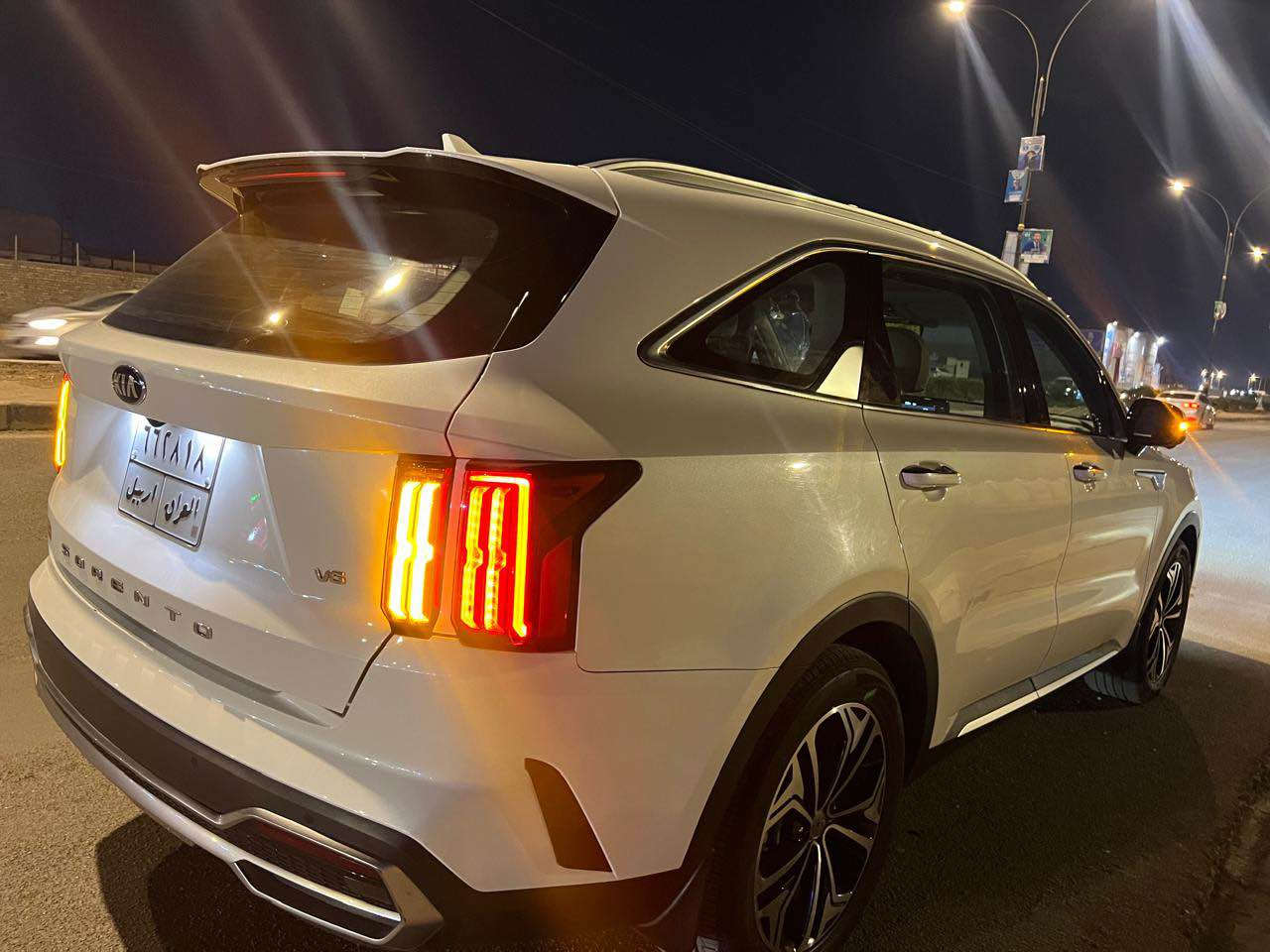 السلام عليكم 
للبيع سورنتو خليجي مديل 2021 فول مواصفات للأخير 1/1 
كفاله عدا هذا المكان الي مأشر عليه بالصوره 
مكينة 6 V 
السياره جديده كلش وما بيها نقص اي شي 
حداده وگير ومكينه ومنضومة بنزين كلها ١٠٠/١٠٠ 
رقم اربيل تحويل او وكاله بلي يعجبك 
سنويه ما منتهيه وكاله عامه ب اسمي 
السعر 265 
العنوان البصره الزبير المربد 

‭٠٧٧٠ ٩٤٥ ٥٥٢٠‬ البصرة, العراق
