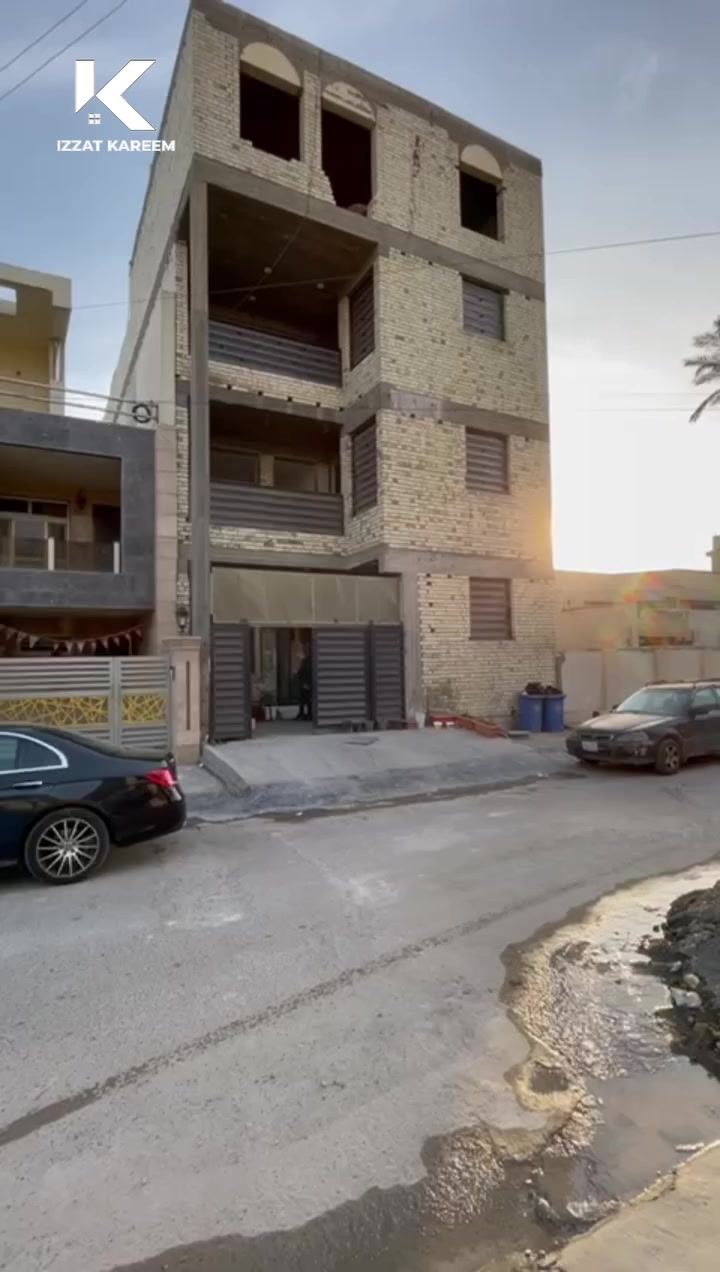 #بناية_سكنية_للبيع_في_اليرموك_حي_الداخلية_محلة_614 
مساحة 258 متر ( واجهة 8 ونص متر - نَزّال 30 متر ) 
تحتوي البناية على 3 طوابق ( كل طابق شقتين ) 
الشقة الواحدة تحتوي على غرفتين نوم وصالة و مطبخ 
و حمام عدد 2 ومنور عدد 3 
سند مستقل 
سعر المتر 38 ورقة وقابل للتفاوض مع صاحب العقار 
المعاملة مباشرة مع صاحب العقار
للإستفسار *********** - ***********
بغداد - اليرموك - الأربع شوارع - شارع مركز الشرطة - مقابل جامع الشواف 
شركة عزت كريم للاستثمار والتطوير العقاري معكم نحو الأفضل.
او زيارة قناتنا على التك توك الإنستقرام والفيس بوك واليوتيوب
ــــــــــــــــــــــــــــــــــــــــــــــــــــــــــــــــــــــــــــــــــــــــــــــــــــــــــــــــــــــــــــــــــــــ
https://opn.so/jQtVSu
------------------------------------------------------------------------------------------
https://www.tiktok.com/@izzat_kareem_dv?_t=ZS-8ubEd5WmaWY...
------------------------------------------------------------------------------------------
https://www.instagram.com/izzat.kareem.1980/
------------------------------------------------------------------------------------------
https://www.facebook.com/aalkareem.construcation?mibextid=ZbWKwL
------------------------------------------------------------------------------------------
https://www.youtube.com/@izzatKareemesdv
ــــــــــــــــــــــــــــــــــــــــــــــــــــــــــــــــــــــــــــــــــــــــــــــــــــــــــــــــــــــــــــــــــــــ
#العقار #حصرًا لدى شركتنا
⚜️بأمكانكم عرض عقارتكم لدينا سواء كانت #بيــع أو #إيجــار أو #أستثـمار #للبيـــــــع
‌‎زبائننا الكرام بِكُم نَرتقي ونَتشرف بزيارتِكم ونَفتخر بخِدمتِكم .
#للاستفسار يرجى الاتصال على الارقام
______________________
***********
***********
شركة عزت كريم للاستثمار والتطوير العقاري معكم نحو الأفضل.
#عقارات_اليرموك
#عقارات_المنصور
#عقارت_حي_الجامعه
#عقارات_الداوودي
#عقارات_المأمون
#عقارات_العامرية
 #عقارات_بغداد
#_تسويق_عقاري
#عمارات #بنايات_سكنية
#دارتجاري #ارض_استثمارية
#تسويق_عقاري #استثمارات
#عقارات_المنصور #عقارات_القادسية
#عقارات_اليرموك
#عقارات_الحارثية #عمارةسكنية
#بيت_ايجار
#منازل_للبيع #منازل_للإيجار
