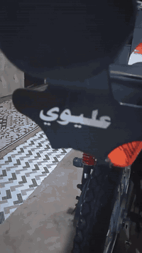 السلام عليكم دراجه للبيع رابيدو 6 احرف قبق الاسود مكفول شاصي ومكينه ادوات ادوات مكينه ما مفتوحه مكان بصرة سفوان سعر 700 وبيه مجال ***********
