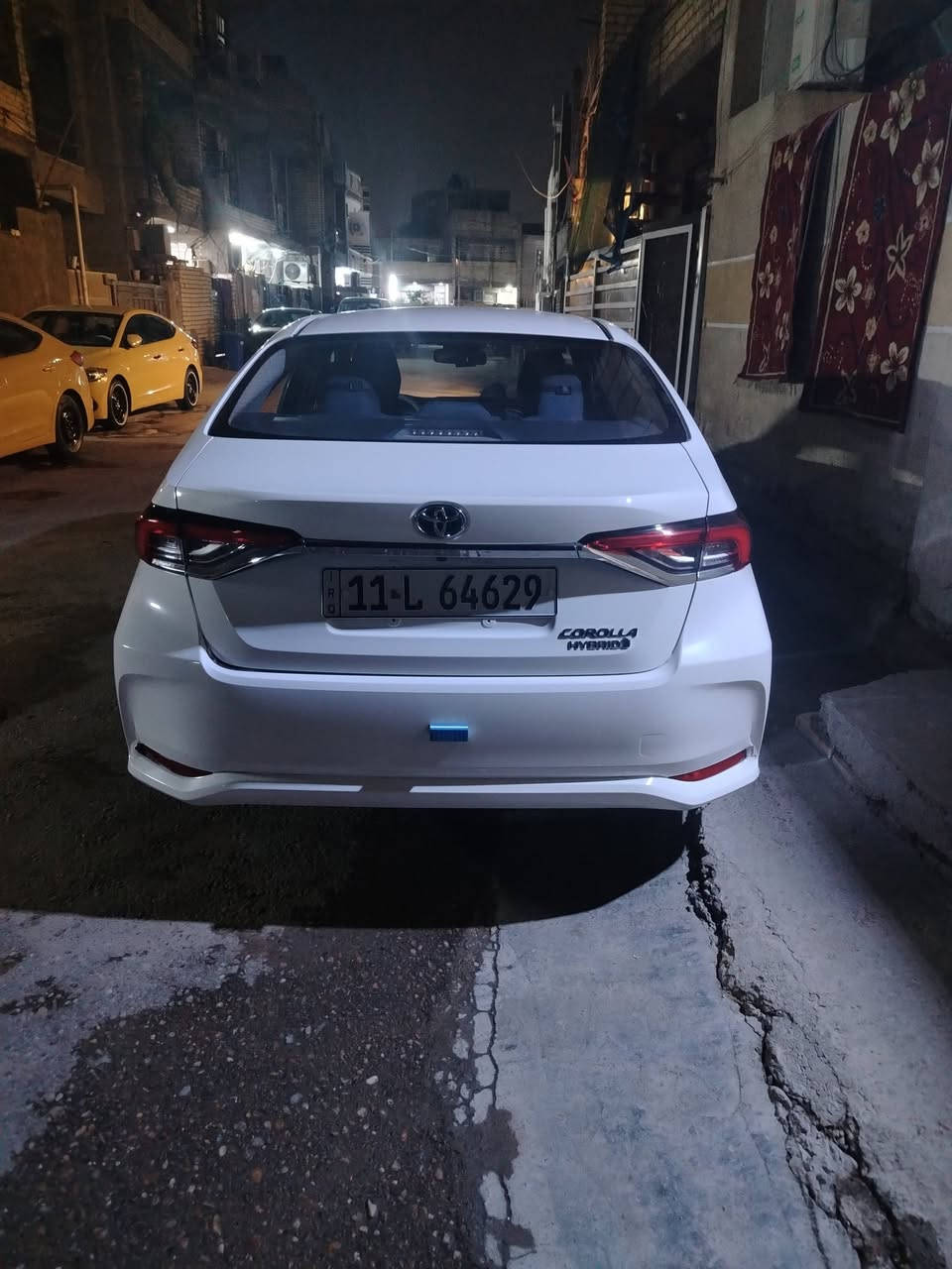السلام عليكم 
كورلا هايبرد صيني موديل 2024 علامه ماشيه 31000 السياره بيه طخه موضحه بالصور عله كده نصبغ الباقي تمام بدون بارد ولا طعجات السياره مستلمه عله ايدي من الزيرو دهن موتل وبانزين محسن مغلفه الدعاميات بيهن شخوط بسيطه واضحه بالصور السعر 143 وبيه مجال السياره نضيفه جدا من الداخل والخارج ارضيات الشركه ما مشدوده ***********
