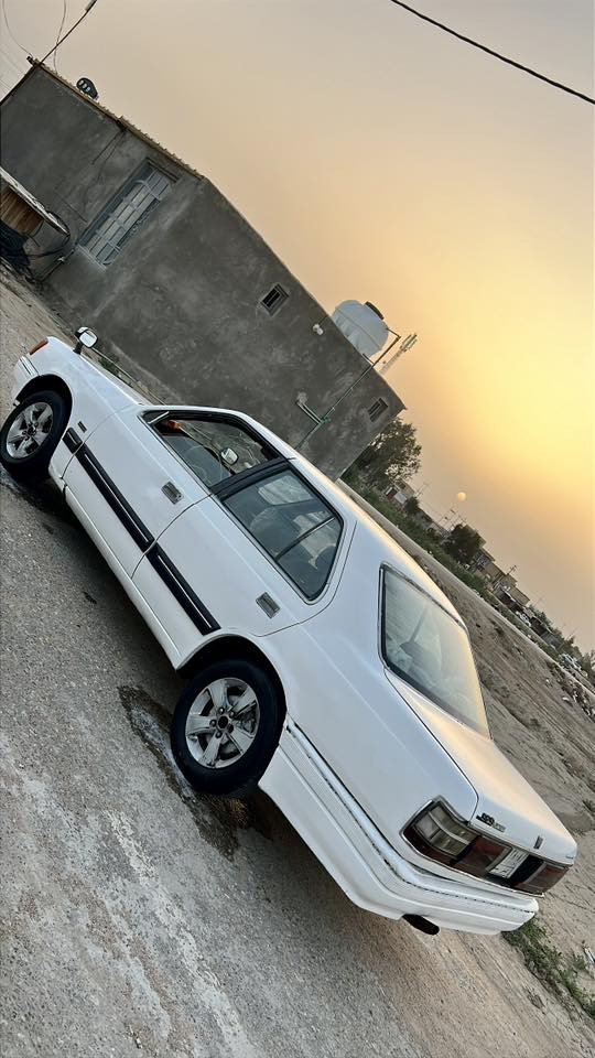 لسلام عليكم 
مازدا ياباني موديل93 للبيع او المراوس مكينه وكير ونجي نضيفه السياره معمرا ستوها كهربائياته كله شغاله مكاني دوانيه رقم مثنى مشروع وطني لل استفسار اتصال ع رقم ***********
