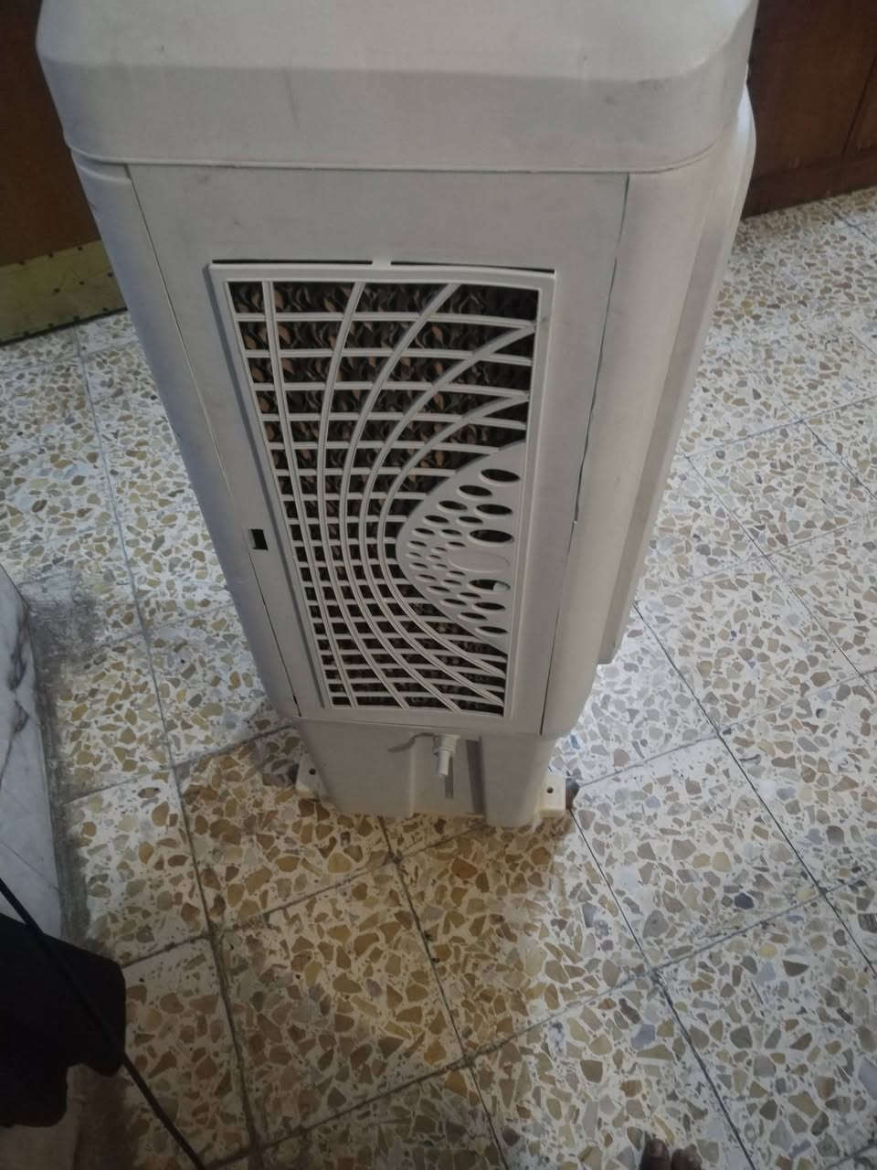 سلام عليكم مبرده نضيفه لبيع سعر 65للستفسار ***********
