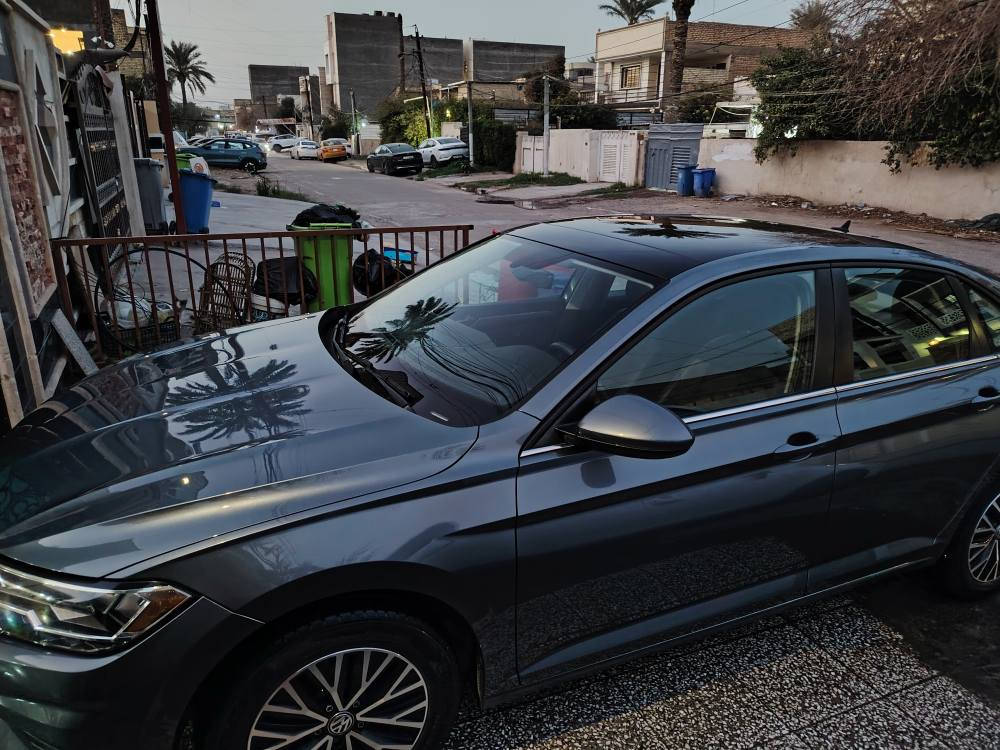 السلام عليكم
جيتا موديل ٢٠٢١ للبيع
بدون حادث تقريرها كان غرق
مكفولة من الطربه والصبغ والتبديل والبارد كفاله عامه .
ماشيه ٤٧ كيلومتر وليس ميل 
فول مواصفات بصمه دخول وتشغيل . كشنات جلد وكهرباء وهيتر . بنوراما . رادار امامي وخلفي وجانبي . شاشه جبيرة وكامرة دواره  . لات عدسات زنون .

السعر ١٥٢ ورقه
بغداد العامرية شارع المضيف
هاتف *********** بغداد, العراق
