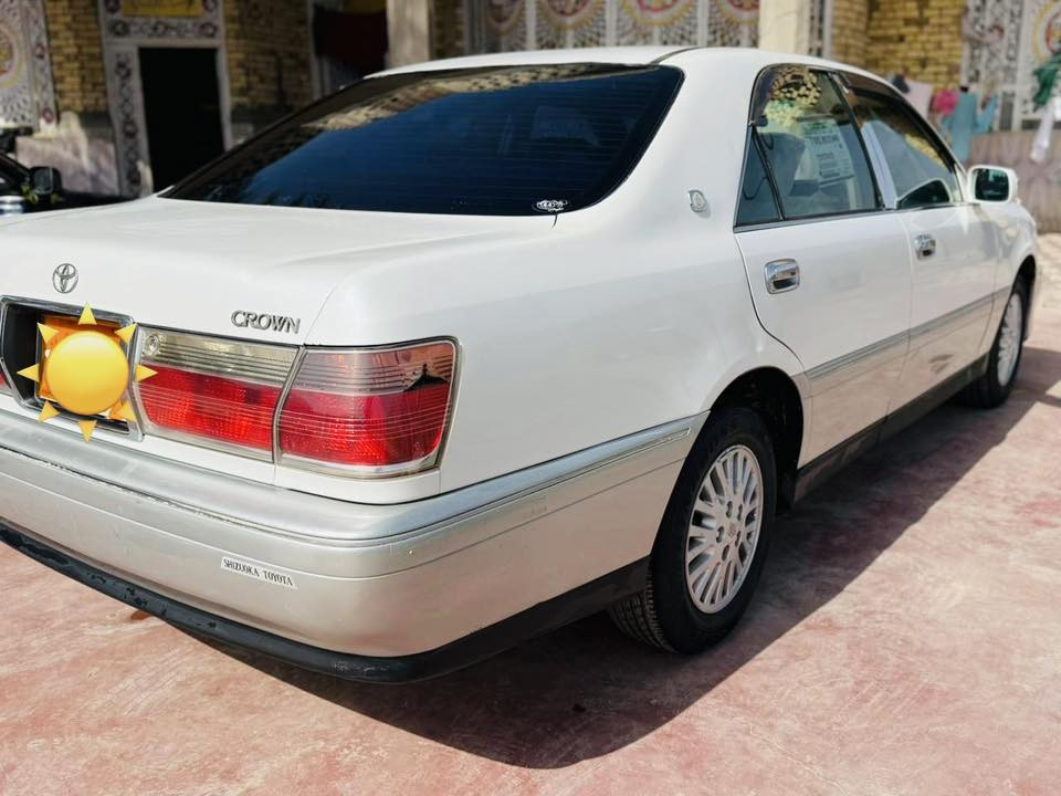 ملكة دخول جديد كارتون 
كصة وحده متوم ارقام وسنويه طبق الأصل شرط حاسبه كير ومكينه ديڤور الكبير كفاله دكمتين تبريد ثلج حدادية جديده كهربائيات كله شغاله تخم تاير جديد 
ستيرن كهربائي دواخل جديده بالجيس سياره جديده وجاهزه من كلشي ماتصرف عليه ربع 
السعر 34 وبيه مجال 
مكان الشطره ***********
