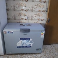 مجمدة • مستخدمة قليلة • حجم ١٤