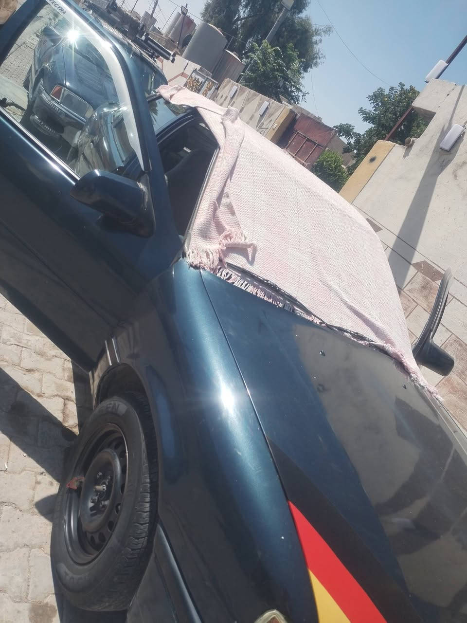 اوبل نيلي موديل 90 حجم 18 كير ومحرك شرط سعر 37 بيها مجال اتصل وادلل رقم ***********
