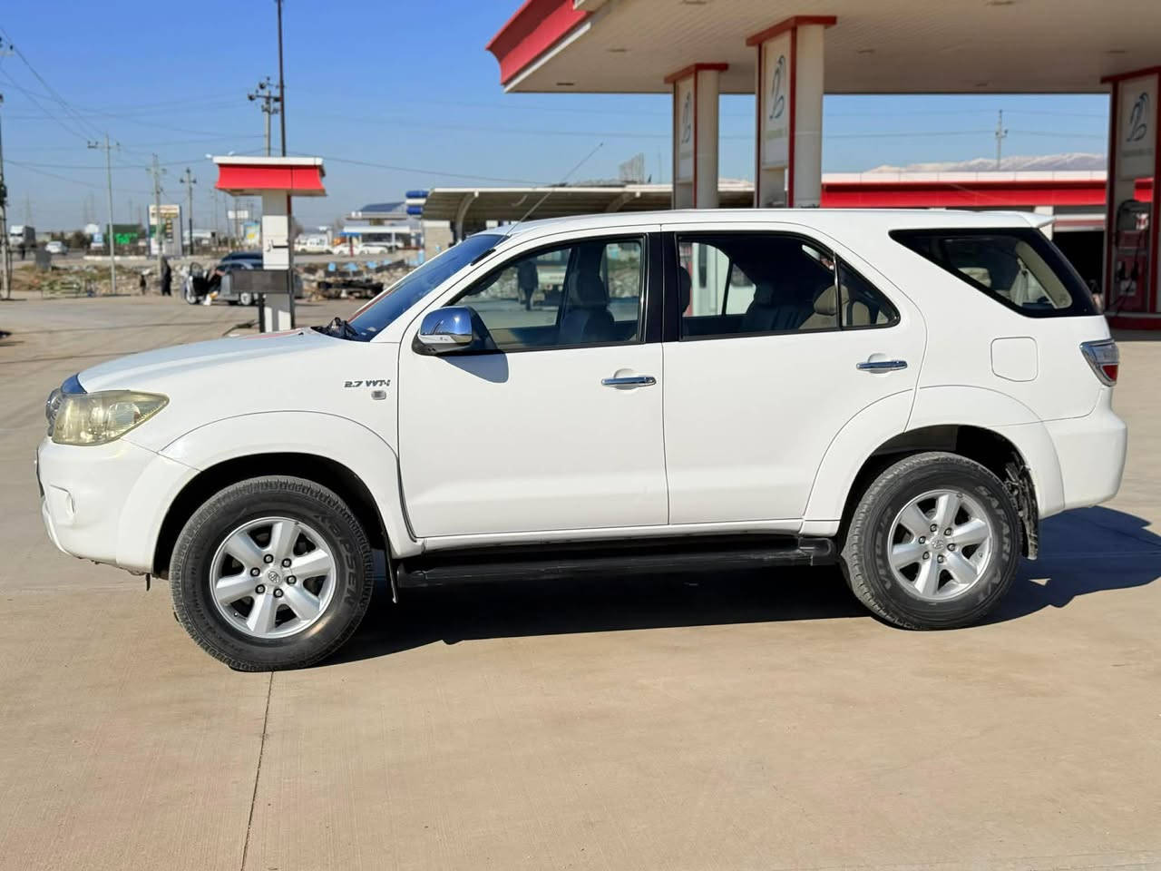 فۆرچنەر 2010 ئۆتۆماتیک بێ بۆیاخ چوارتایەی تازە سەنەوی تازە بەسەرچووە سۆنەرم داناوە دەبڵ ئەکسل نی یە گێرو مەکینەو تەبرید بەشەرت تکایە موشتەری نیت تێل مەکە لەگەڵ ڕێزم 
شوێن . شارەزوور . زەڕایەن 
*********** = *********** حلبجة, السليمانية
