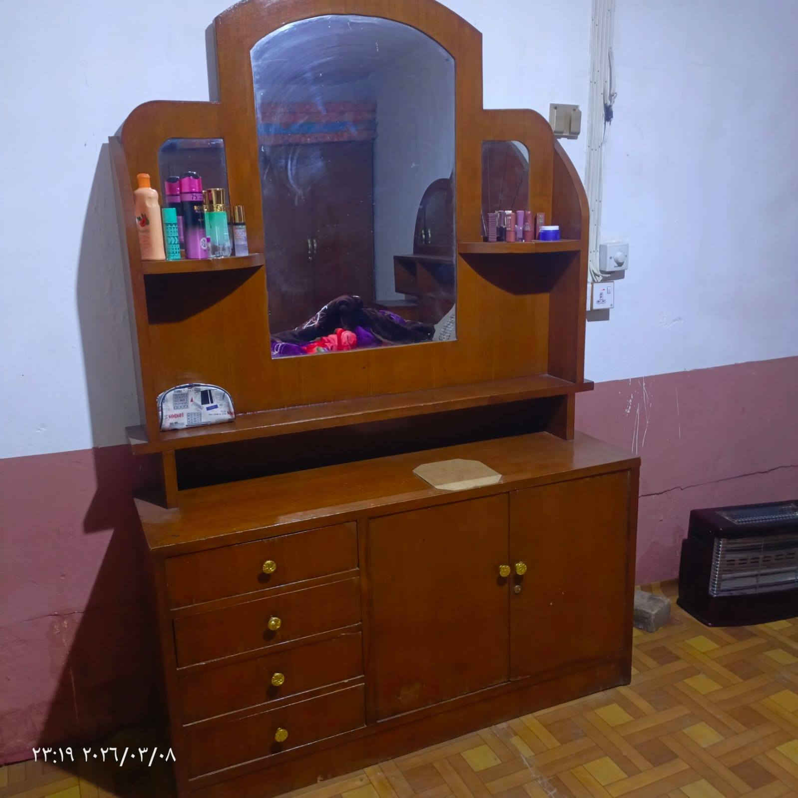 375 السلام عليكم غرفة تسكام صاج نضيفه مكاني كربلاء للسعر   ***********ابو مهدي غير متواجد عل فيس
