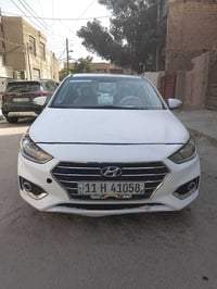 اكسنت موديل 2020 السيارة جاهزه فتحه بني روما  تخم تايرات جدد السيارة ب...