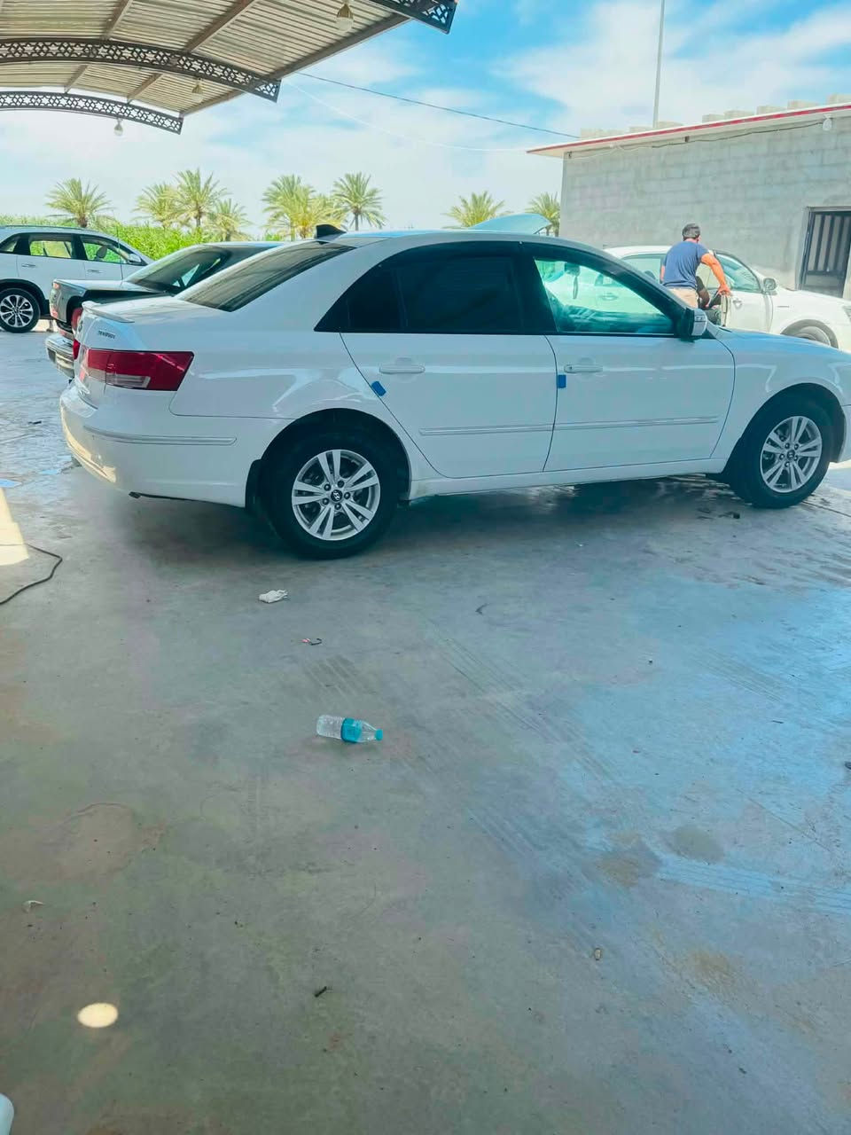 سلام عليكم سوناتا 2011 فول مواصفات  فتحه تحكم  بلستيرن محرك 2400 رقم شمالي تحويل مباشر كير محرك كفاله تخم تاير سدر خلفي امامي سياره خير من الله ماناقصه شي سونار موجود سعره 132 بيه مجال اتصل *********** مكلف بلنشر

