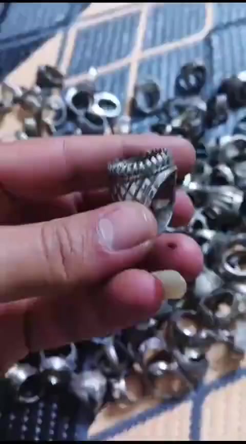 3 كيلو الغرام 4 قفل واذا مفرد الغرام 5 صياغه يدوي


**إذا كنت صاحب هذا الإعلان وتريد حذفه لأي سبب، رجاءا أرسل رسالة إلى الدعم الفني**