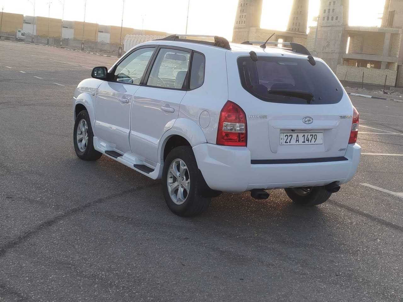 سلام عليكم للبيع توسان موديل 2009 كير ومكينه وحداديه تخم تاير جديد كله جديده بيه صبغ قطعتين السعر 105 بيه مجال بصيط عنوان كربلاء *********** كربلاء, العراق
