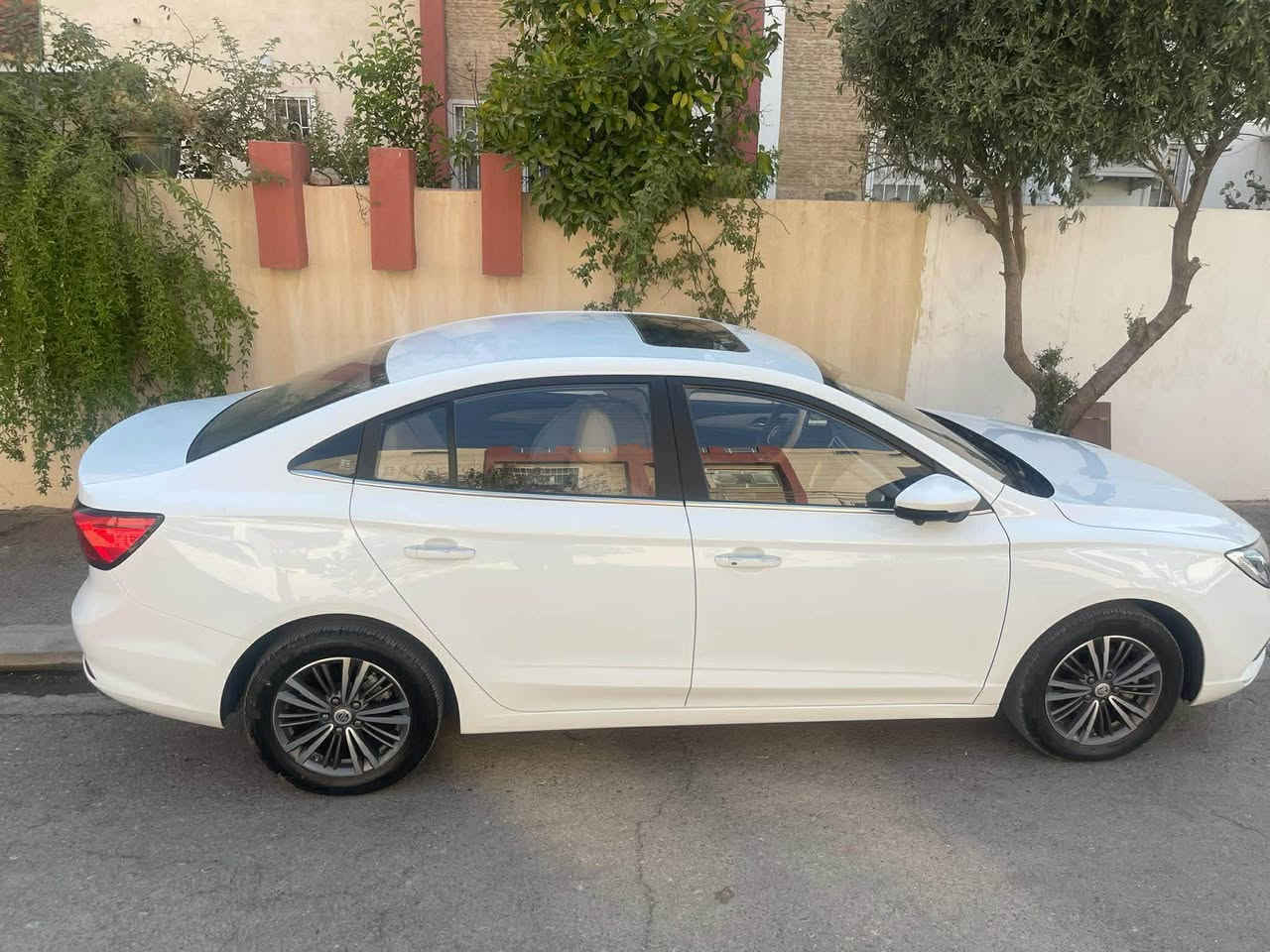 Mg5 2022 سفری شەریکە
ئیمجی پێنج سفری شەریکە خەلیجی
مۆدێل ٢٠٢٢ 
٢٦ هەزار کیلۆمەتر رۆیشتووە
رەقەم هەولێر
کلین بەبێ قەپ و قۆپ 
مواسەفات فول فول لێکژەری
سلاید
پێنج کامێرا 
کامێرا ٣٦٠ 
کامێرا ئیشارەت
سوکان ڤۆلیۆم 
شاشە گەورە فول تەحەکوم 
داخیل کرێمی
کوشن جلد کوشن کارەبا کوشن گەرم 
گێر تۆماتیک
سعر:١٢٦ و مەجال أربيل, العراق


**إذا كنت صاحب هذا الإعلان وتريد حذفه لأي سبب، رجاءا أرسل رسالة إلى الدعم الفني**