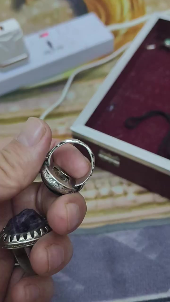 محابس فضه للبيع مكاني بغداد سبع قصور توصيل ما عندي متواجد فيس و واتساب ***********
