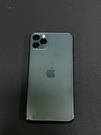 آيفون ١١ برو ماكس • ٦٤ • بطارية ١٠٠%