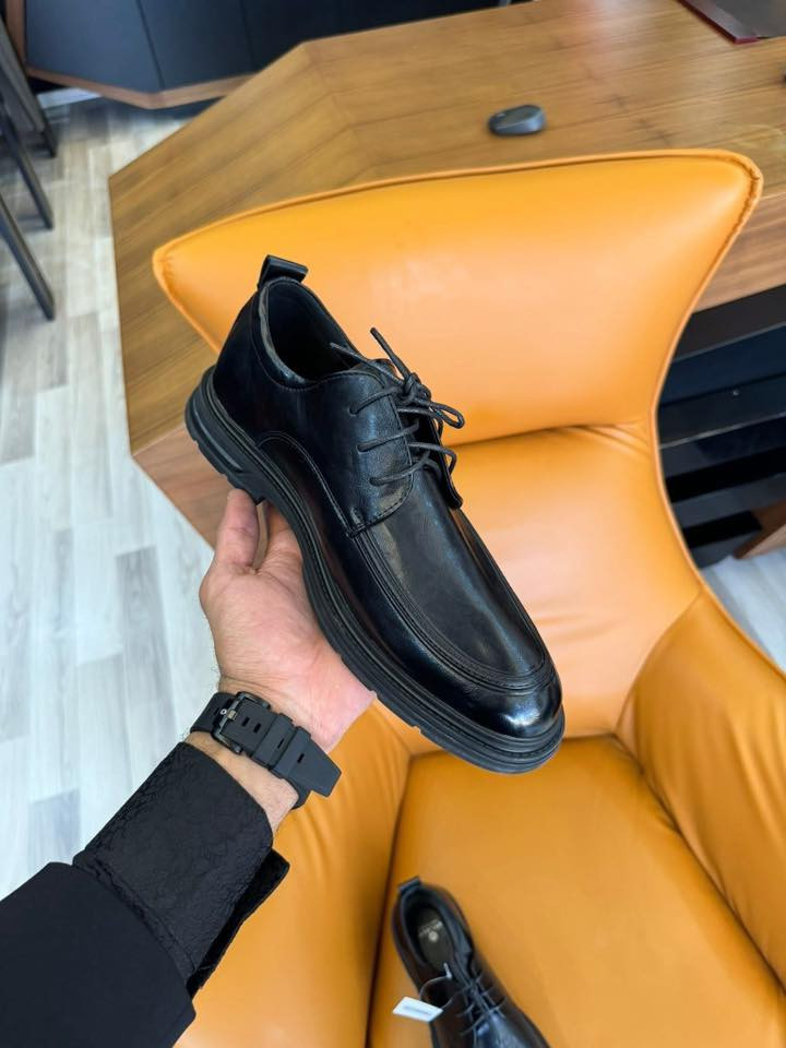 للبيع جديد  غير مستخدم قياس ٤٣ فقط 
جلد طبي ومريح جدا 
السعر ٣٥ الف 
توصيل مجاني 
***********
واتس اب
