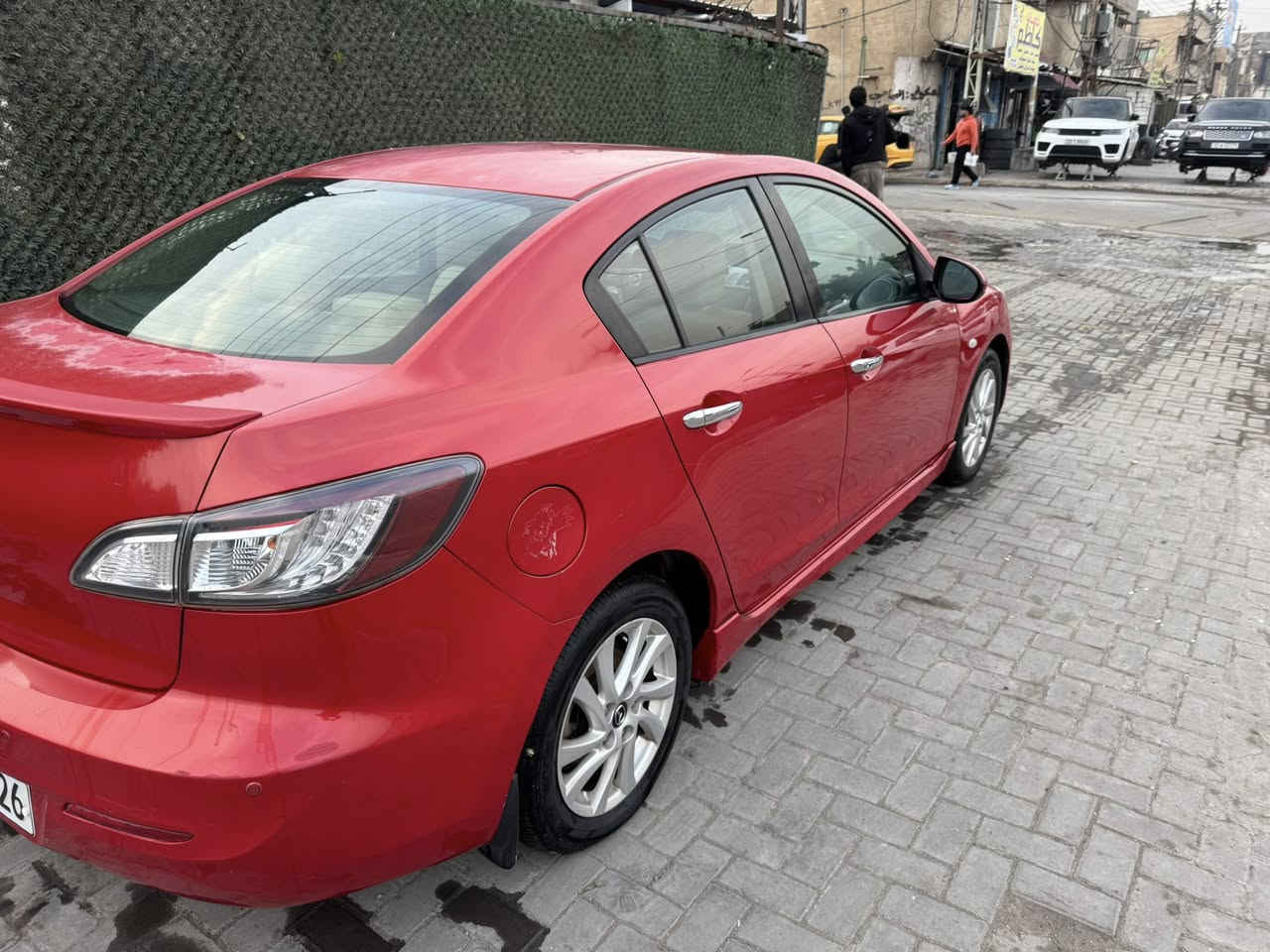 السلام عليكم
مازدا 3  2013 خليجي بدون حادث 
فول مواصفات 
بصمة تشغيل وابواب 
حساس 
كامرة 
شاشة كار بلاي كتر بلادي
ديل شاشة فول تحكم 4 جهات 
ويل كب 
دوس رياضي وسبادر بلادي 
مري شفط 
بروجكتر بلادي 
لايت زنون 
محرك 1600 
نقصة صدر  
 
المكان بغداد  الكرخ مقابيل حي الحسين 
***********
السعر 93 $
