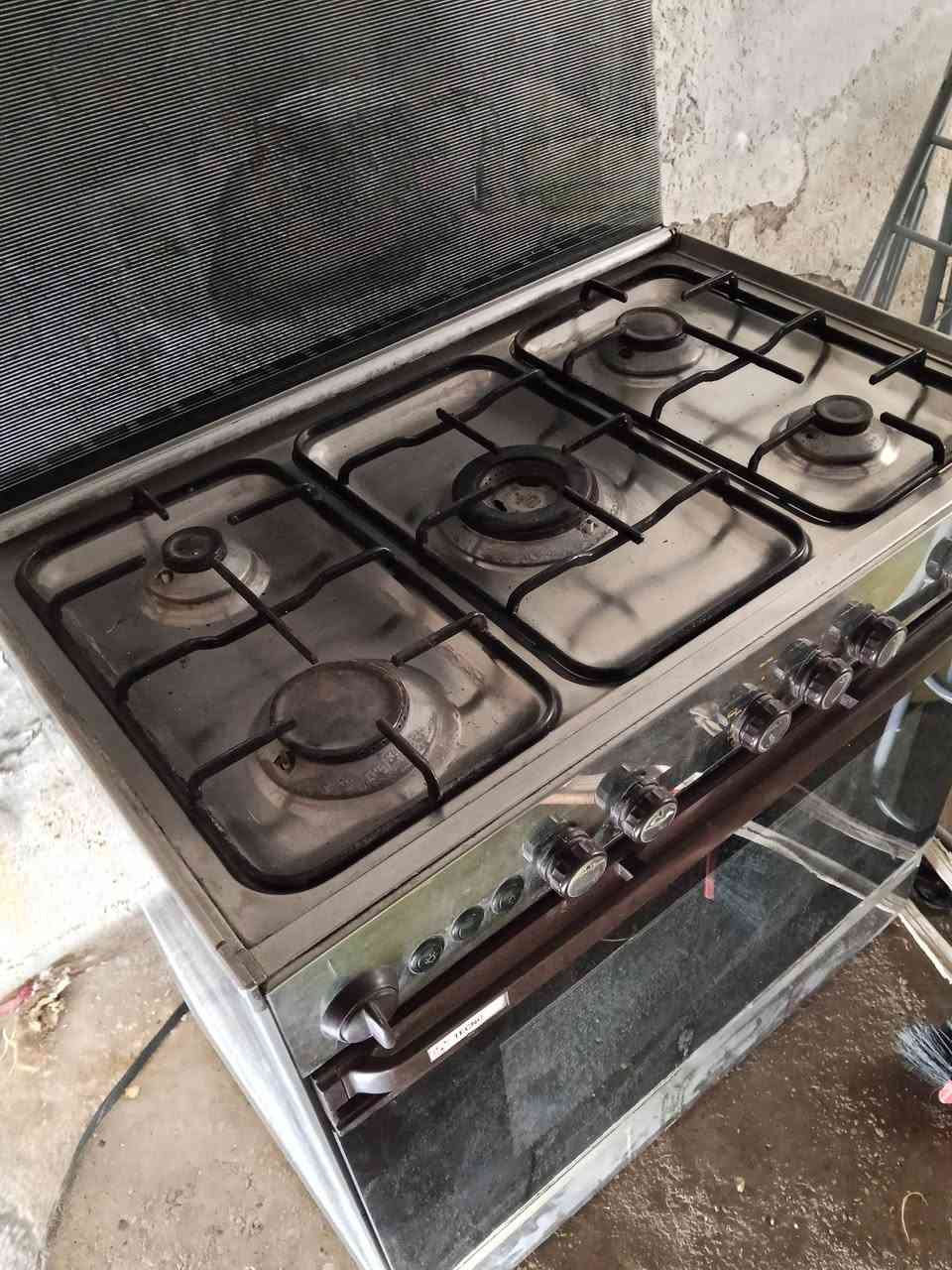 طباخه للبيع نوعيه تكنو5عيون شغال فرن شغال شرط نار ولفحص نظافه فول بس طباخ متروك يرادله تنتضيف سعر180بي مجال للطيبين


**إذا كنت صاحب هذا الإعلان وتريد حذفه لأي سبب، رجاءا أرسل رسالة إلى الدعم الفني**