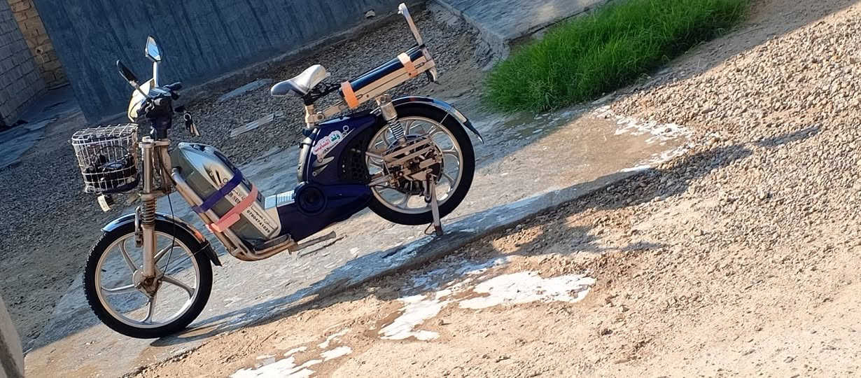 موطور لبيع لسعر ،300وخمسه وسبعين***********
