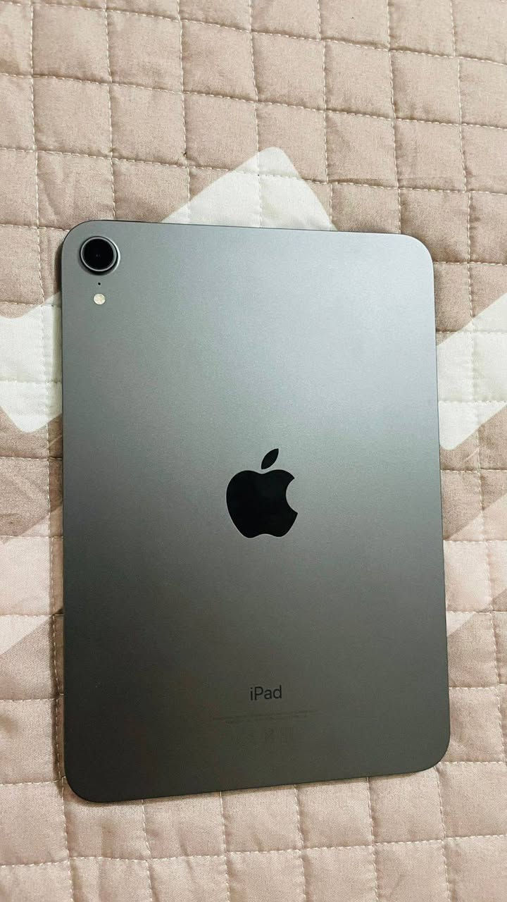 ايباد مني 6 mini
جهاز نضيف 100% اي خدش مابي لا شاصي ولا شاشه بطاريه 93 جهاز مكفول من كلشي ذاكره 256 ملحقات (كفر + شاحنه فقط ) العنوان بغداد 
السعر 550 للتواصل خاص او ***********
