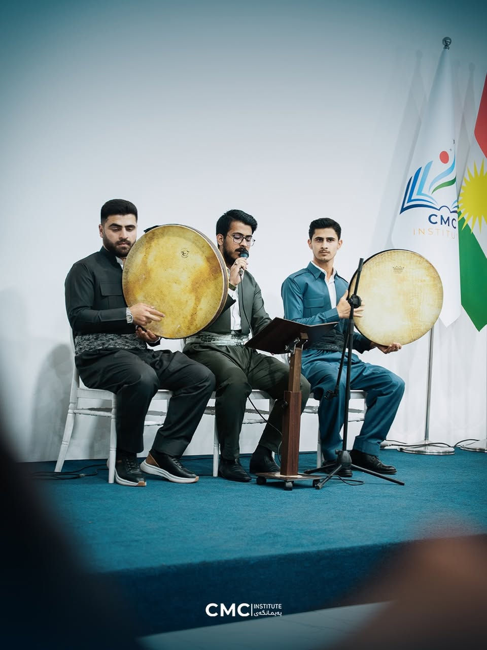 پەیمانگەی CMC تەنها ناوەندێک بۆ فێرکردنی قوتابی و گەشەپێدانی ئەکادیمی نییە، بەڵکو بنەمایەکی پتەوە بۆ هاوکاری و خزمەتکردنی کۆمەڵگا، بۆ ئەوەی ژیانی هاوبەشمان بەرەوپێش بچێت.

کە ئێوارەخوانێکی تایبەت بۆ ژینگەپارێزەکان ئامادەکرا و چەندین چالاکی ئەنجامدرا بە ئامادەبوونی چەندین کەسایەتی دیاری شاری هەولێر ڕەنگی تایبەتی وەرگرت، هەروەها چەند چالاکییەکی ئاینی ئەنجامدرا کە نیشانەی یەکگرتوویی و هاوسۆزی بوو.

لە کۆتاییدا، بە ڕێز و سپاسەوە، لەلایەن دەزگای خێرخوازی حاجی ئیدریس سەبەتە خۆراک دابەشکرا بۆ ژینگەپارێزەکان، و ئەم چالاکییە وێنەیەکی جوانی هاوکاری، یەکڕیزی و هەست بە بەرپرسیاریەتی کۆمەڵایەتی نیشاندا.
☎️ ژمارەی تەلەفۆن؛
***********
***********
📍ناونیشان: شەقامی ٤٠ مەتری، بەرامبەر پارکی سامی عبدولرەحمان.⁩⁩⁩
