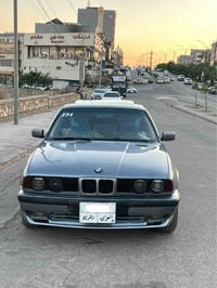 520i • كير عادي ZF • داخل رصاصي
