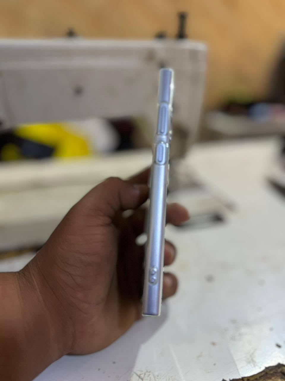 جهاز للمراوس جهاز نضيف وجديد البارحه ماخذه 
اسمه 62c
ذ128
كامل ملحقاته


**إذا كنت صاحب هذا الإعلان وتريد حذفه لأي سبب، رجاءا أرسل رسالة إلى الدعم الفني**