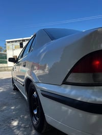 سمند موديل ٢٠١٢ السياره بلاديه كلهه ونضيفه جداا كير ومحرك وحداديه امام...