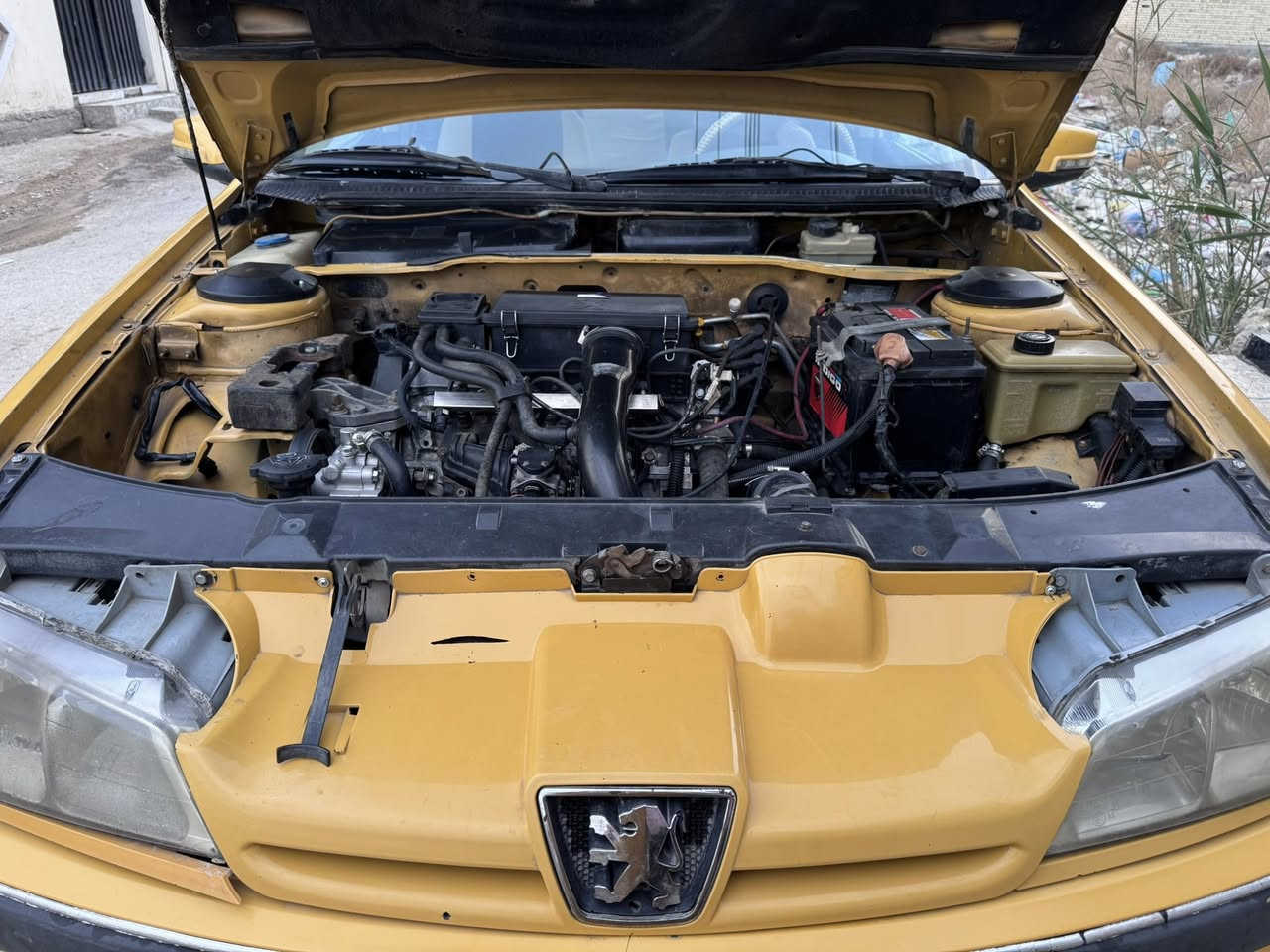 بيجو بارص موديل ٢٠١٥ للبيع سياره خير من الله مكينه كير صدر تبريد فول مكفوله كفاله عامه هيئه وغرامات ماعده ضربه ب لهلال جاملغ لخلفي ضربه كلش خفيفه سعرهه ٤٨ وبيهه مجال مكاني دوره ***********
