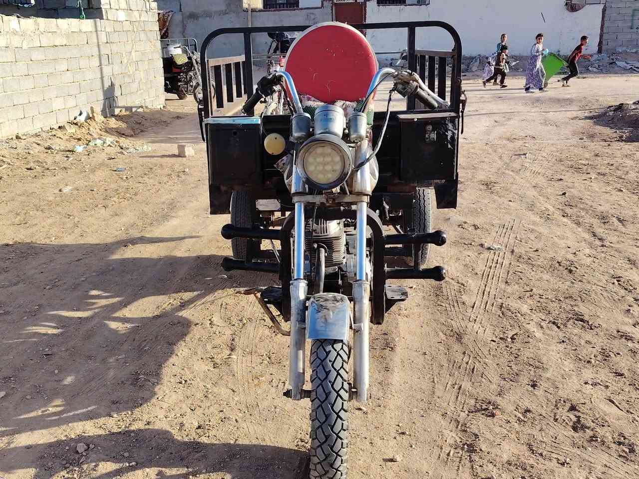 سلام عليكم ستوته للبيع موديل ١٣ وراق استنساخ مكفوله كفاله عامه محرك سعرها. ٧٥٠ وبيها مجال ***********
