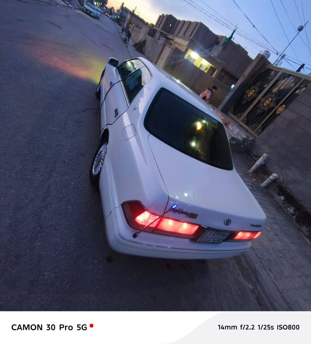 إني مكلف بل نشر 
السلام عليكم شباب 
راس ثور لبيع موديل 2000رقم قادسيه دولي بسمنه السياره مكفوله عن الكص والنقل جثه وضربه القويه سنويته ل2031جاهزه سياره مكينه كير كله جديد هستوني شادهن فيشه وحده تخبل شلعه فول  تخم تاير كله جديد سياره مكان السياره نجف قضاء المشخاب ‏‪***********‬‏
