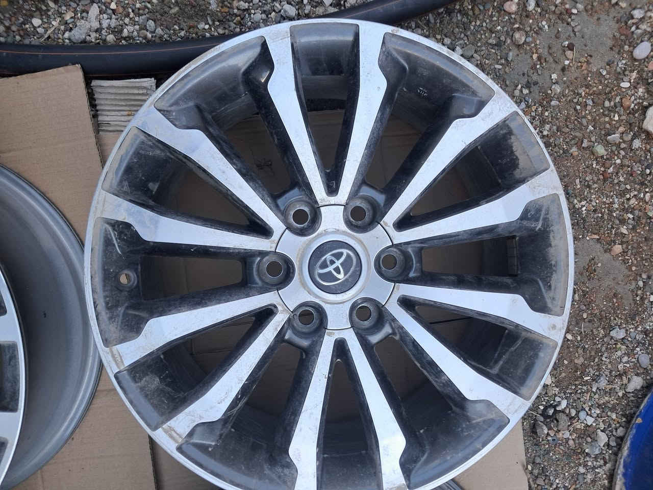 ويل للبيع جديده مال برادو مديل 22 حجم19
ئەم وەیلەنە بۆ فرۆشتن بلادی سەیارەی پردۆ هەین خۆمە وەیلەکانم گۆڕیوە بەوی لە وێنەکە دیارە  شوێن کەرکوک 
م/***********
*********** كركوك, العراق
