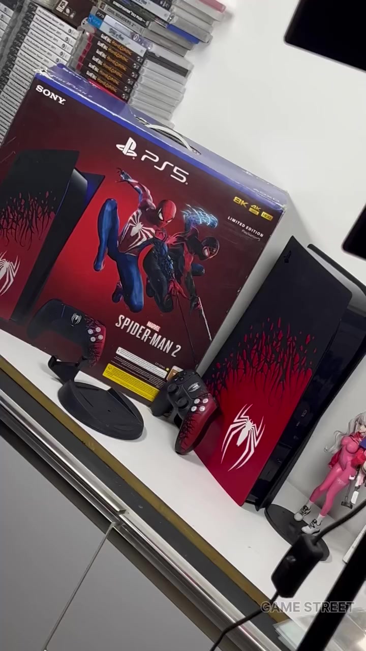 Ps5 باندل سبايدر مان
PS5 Spider-Man 2 Limited Edition Console
الحالة : جيد
الريجن : اوروبي 
السعر : 650الف
نظام الجهاز قابل للتعديل الكامل ومستقر
غير مفتوح نظافه كما موضح بل فديو ملحقات كامله 
 ‎كيم ستريت game street
‎كربلاء/الولاية /شارع العباس / سوق المهدي
‎عبدالله ***********
‎منتظر ***********⁩
