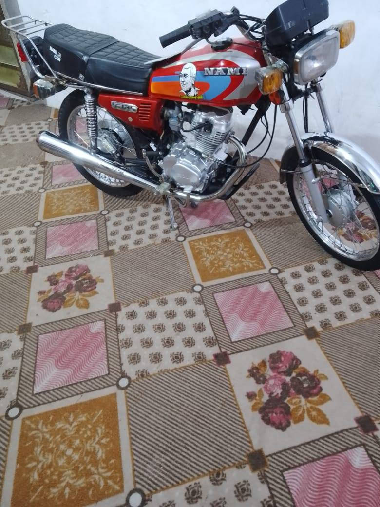 السلام عليكم دراجه نامه شلامجه الأصلي للبيع موديل 23 طالع بل 24 رقم وسنويه تحويل ثاني يوم كفاله كله شغاله السعر مليونين و 50 ) 2050 ) مكاني بالزبير اتصال ***********
واتساب ***********
