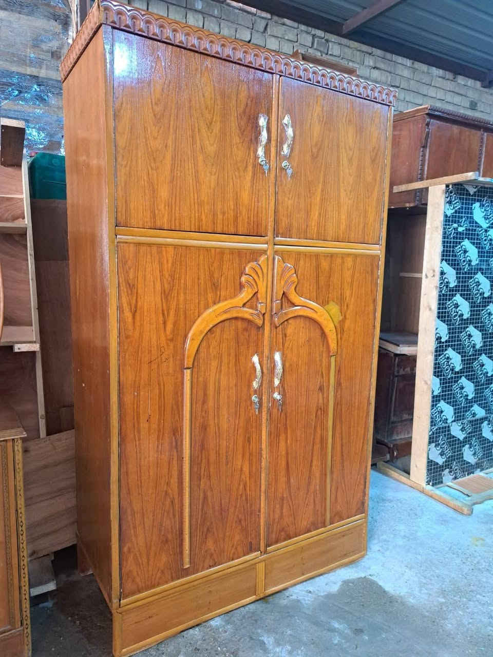 كناتير صاج نضيفات مابيهن اي اضرار يدات قفاله صبغ كله جاهز مكان بغداد شعله يوجد توصيل بغداد بكروه شراي يتفضل خاص


**إذا كنت صاحب هذا الإعلان وتريد حذفه لأي سبب، رجاءا أرسل رسالة إلى الدعم الفني**