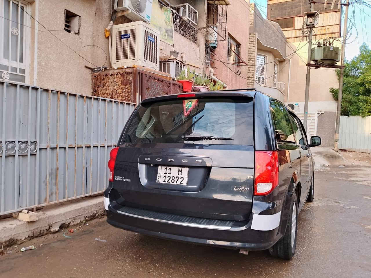 السلام عليكم دوج كرفان مديل 2013حادثهة جاملغ وبنيد
بدون لغود لون رصاصي رمادي 
مواصفات سياره 1/1
تحكم ستيرن 4جهات 
كشنات بلع 
كشنات حراري
ابواب سلايت كهربأ
3قطع تبريد
صندوق كهربأ
تشغيل عن بعد 
فرس سقفي
شاشه لمس
كامره خلفيه 
لايتات عالي ناصي زنون 
6 قطع جام كهربأ
بردات بلاديه 
حساس ستيرن 
حساس سكليتر 
حساس بريك 
ستيرن تتفأ
الاستفسار ***********
مكان شعب حي أور الشعب 
السعر 150
