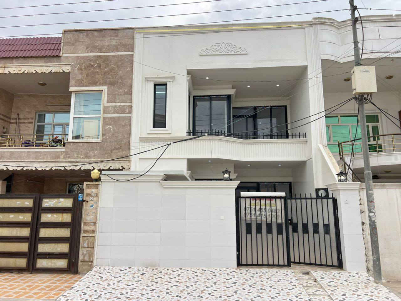 #عقارات_حبيب_علي
🔸سند طابو يتسجل بإسم اي عراقي
📍أربيل-بيت للبيع حي كةلاويژ قرب شارع120M
➖مساحة 125M طابقين 
يتكون⤵️
➖4غرف نوم 
➖استقبال-صاله-مطبخ-مجموعه صحيات-كراج
***********
***********
لمشاهدة الفيديو والسعر والباقي من العروضات ادخل للقناة رابط القناة👇
https://t.me/habeb2ali

#عقارات_اربيل #شقق_للبيع_اربيل #بيو_لبيع_اربيل  #فلل_للبيع_اربيل #مجمعات_سكنية_اربيل
 #عقارات_كردستان  
#استثمار_عقاري_اربيل #عقارات_بغداد_سليمانية_اربيل  #عقارات_شمال_العراق  

8 دفتر 60 ورقه
