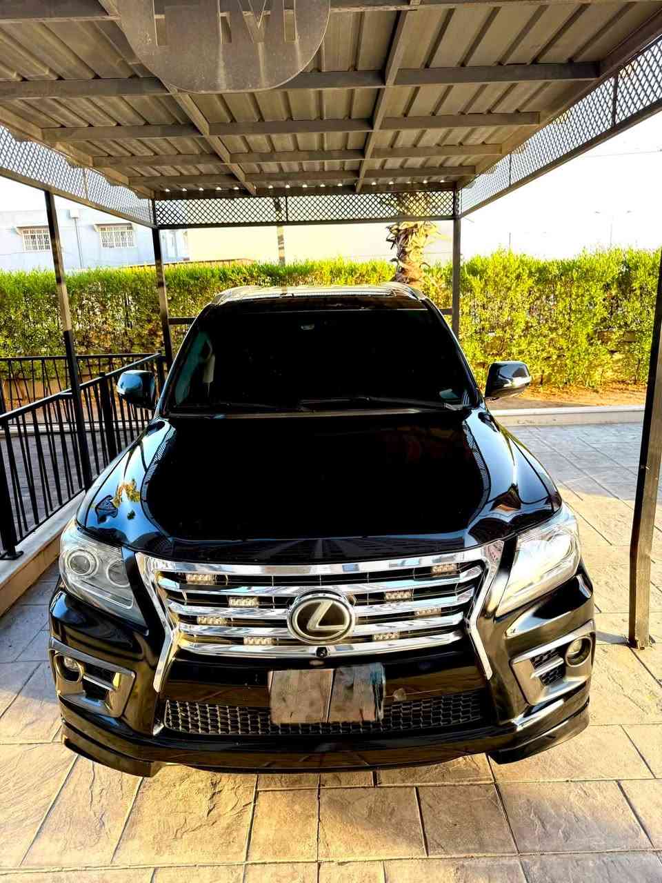 تەنها فرۆشتن ،
لیگزس Lexus . LX570 

مـــــۆدیل / 2009 شکل کامل کراوە بـــــــە 2013 

مواسفات : فوول ، جەگ بڵند و نەوی ئەبێ ، سندوق شەفتە ،دەبل جام و فۆتۆیە بیلادی ،  ۳ ڕیز کوشین ، کوشین سارد و گەرم و خەزن ، کوشینی ڕیزی سێیەمیش کارەبایی ، ۳ کامیرا بیلادی ، بەسمە و سلاید ، لایت لید ، زینۆن ، بەخاخ 

مەکینهV8.5.7  ۱ 

نە عام نە حیزام ، ، سەقفی به شه رت ، شاسی پێش و پشت بەشەرت ، 
کارەباییات و دەبلەکانی و گەرمی و ساردی و تەقە و ڕەقەی بەشەرتی فەحس . 

TB:سه ياره كه دوبه يه به شه رت ساغه 
نـــــــرخ     195$ 
بۆ پەیوەندی***********
