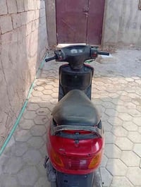 دراجه فراشه للبيع مقفوله والله حتى المحرك جديد. السعر 450 7080833377