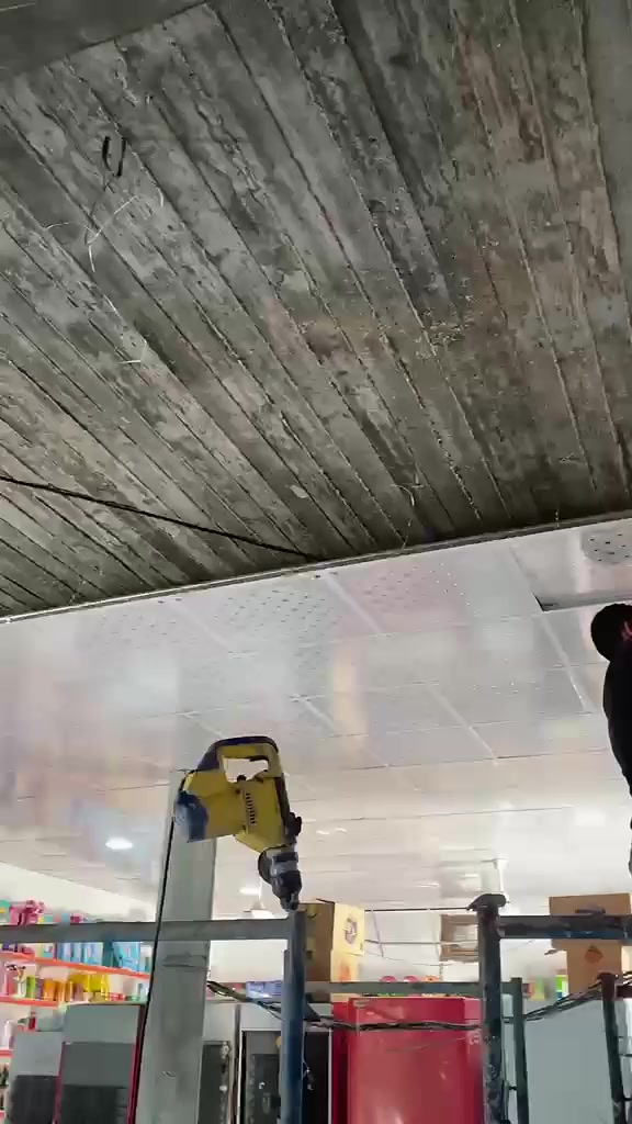 السلام عليكم مستعدين لعمل جميع أنواع السقوف الثانوية وشغل درجة أولى شرط 

للتواصل  ***********
