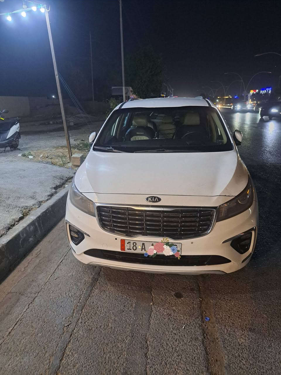 للبيع 
كيا كرنفال خليجي موديل 2020 رقم بابل 18 سنوية جديدة مصفرة هيئة ونقابة وغرامات تحويل ثاني يوم السعر 210 نقد وبيها مجال بسيط
للتفاصيل اكثر الاتصال على الرقم ***********
