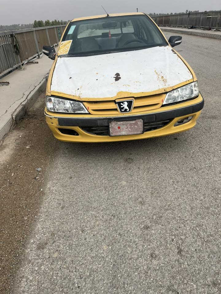 السلام عليكم سياره بيجو باص2011 كير مكينه جدد مكفولات سعر 17 وبيه مجال قليل رقم بصره أحمر مكاني شوملي  رقم***********
