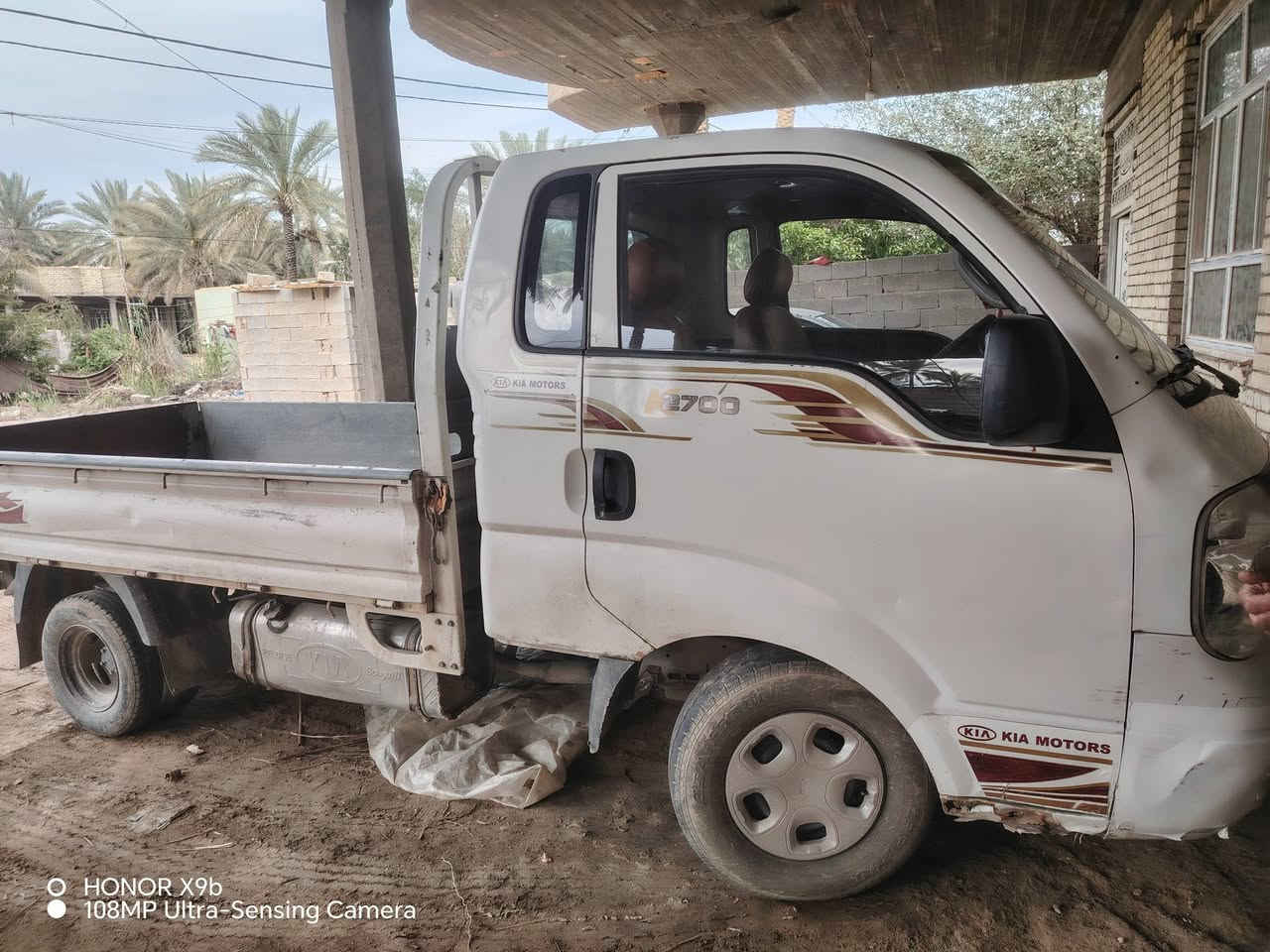 سلام عليكم كيا حمل للبيع موديل 2011 مكفوله من ضربه سياره نضيفه كلشي معايزه رقم كربلاء بأسمي رقم انكليزي سعر ٨٥ مكان كربلاء الحسينيه رقمي ***********
