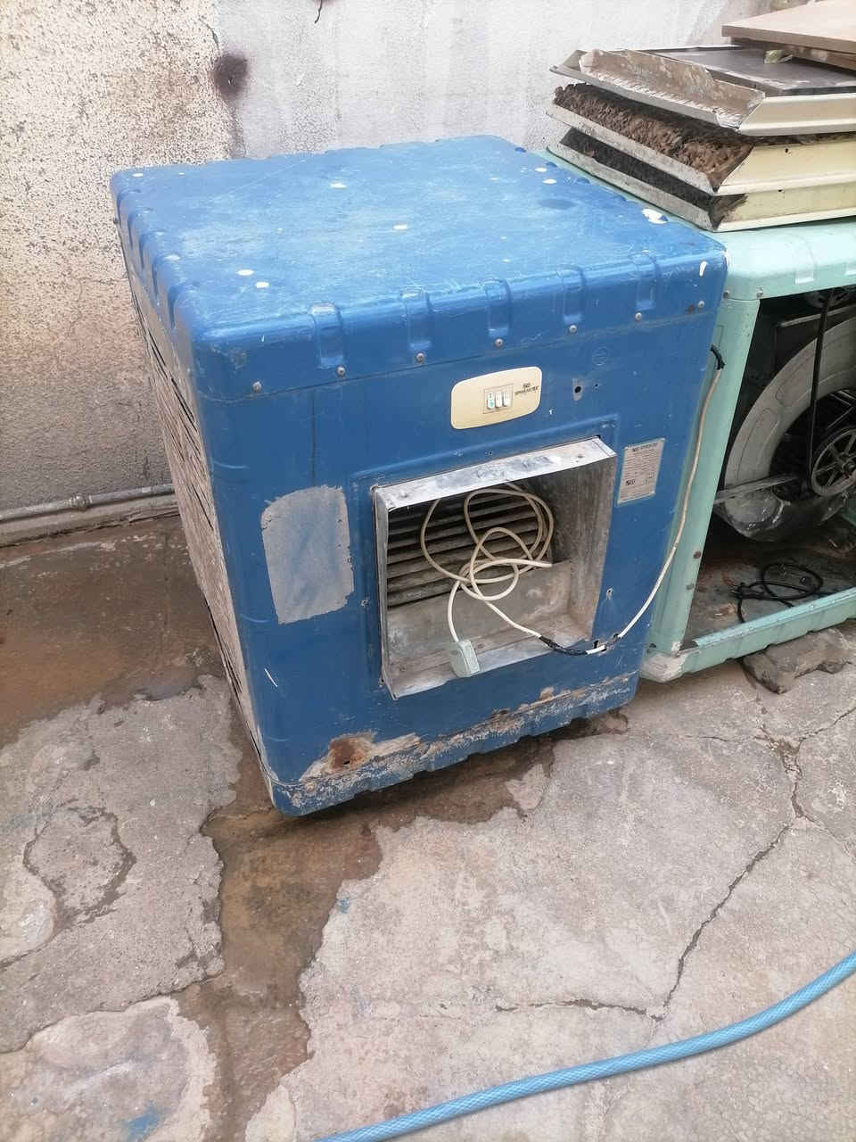 غراض لبيع كلمن وسعره مبرردات سرعتين شغال كل عيب مابيها


**إذا كنت صاحب هذا الإعلان وتريد حذفه لأي سبب، رجاءا أرسل رسالة إلى الدعم الفني**