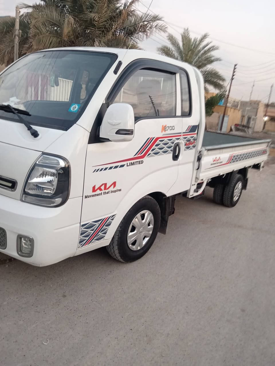 السلام عليكم ورحمة الله وبركاته
كيا حمل 2022 رقم بغداد الشكل الجديد مكفوله كفاله عامه
السعر 140 وبيها مجال 
العنوان بغداد المحمودية
***********
***********
